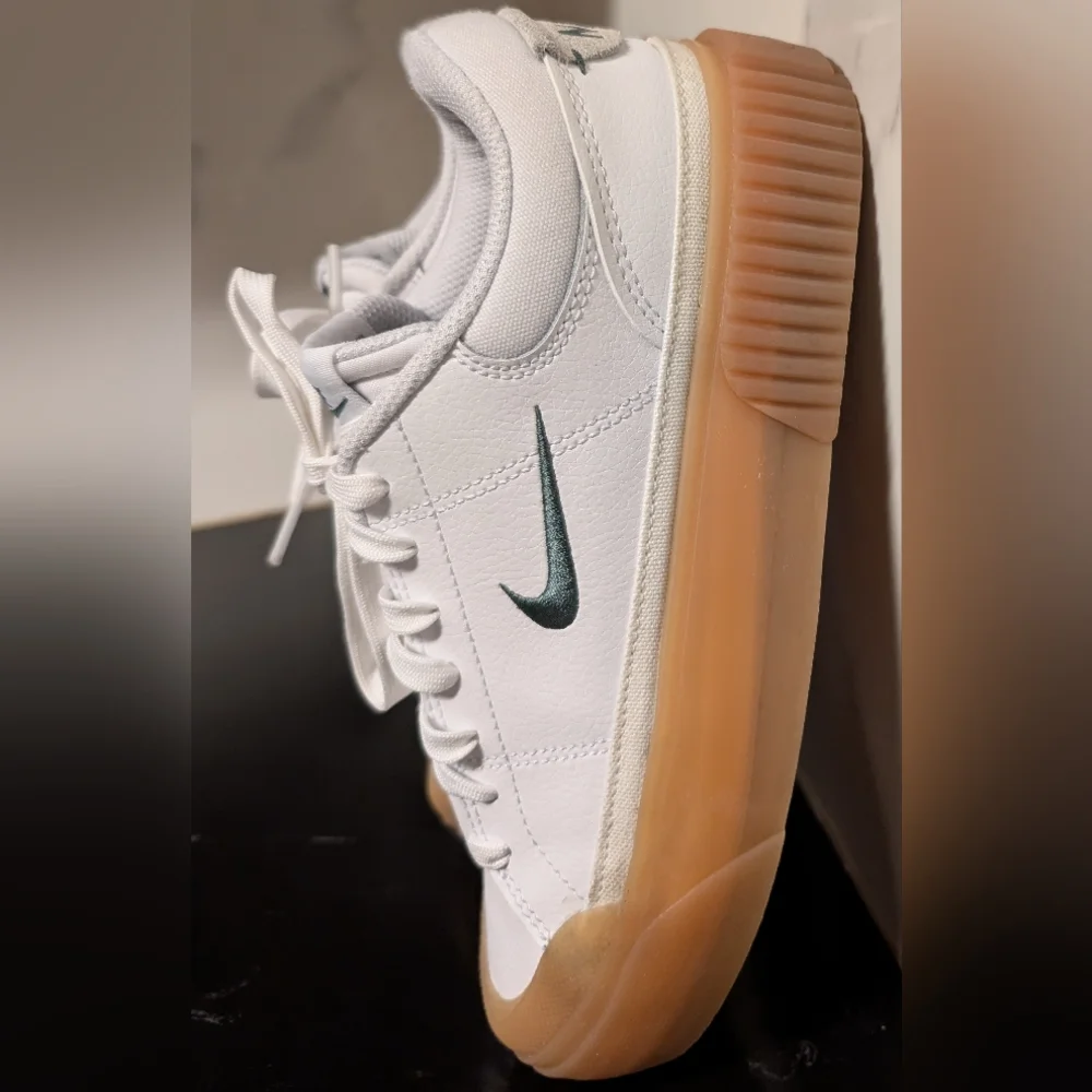Nike stylish sneakers